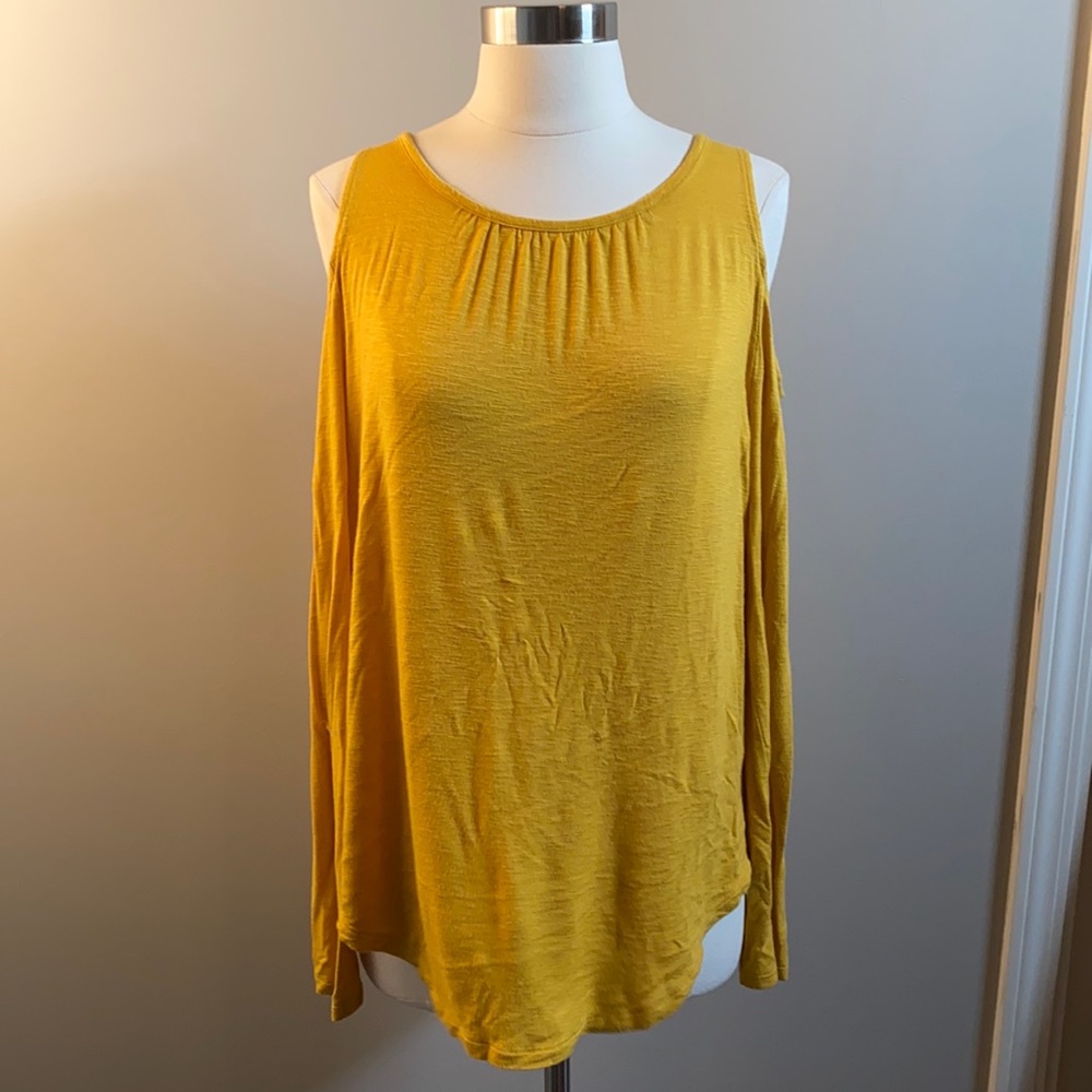 Old Navy Women’s Cold Shoulder Top